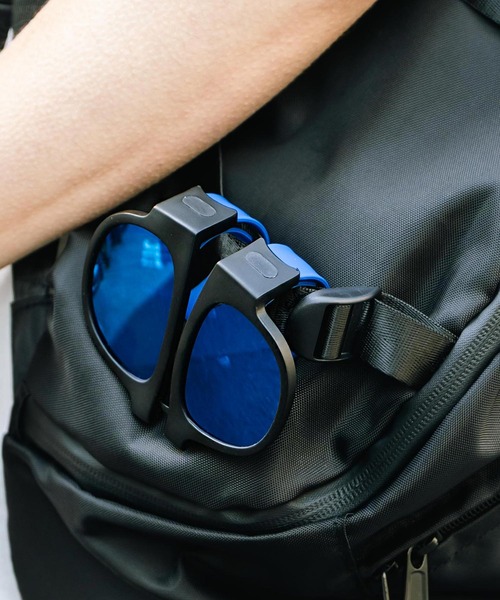 Rocky Monroe（ロッキーモンロー）の「スナップハンド UVカット 折りたたみサングラス（サングラス・メンズ・レッド系その他/ホワイト系その他/レッド/ホワイト/グリーン/ピンク/ブルー系その他/グリーン系その他/オレンジ/オレンジ系その他/ブルー/ピンク系その他/ブラック・FREE）」の7枚目の写真