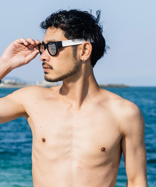 Rocky Monroe（ロッキーモンロー）の「スナップハンド UVカット 折りたたみサングラス（サングラス・メンズ・レッド系その他/ホワイト系その他/レッド/ホワイト/グリーン/ピンク/ブルー系その他/グリーン系その他/オレンジ/オレンジ系その他/ブルー/ピンク系その他/ブラック・FREE）」の18枚目の写真