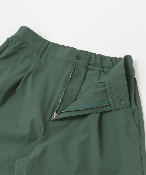 ITEMS URBANRESEARCH（アイテムズ アーバンリサーチ）の「『撥水』『UVカット』4wayストレッチ ナイロンショートパンツ（その他パンツ・メンズ・ベージュ/グリーン/ブラック・MEDIUM/LARGE）」の4枚目の写真