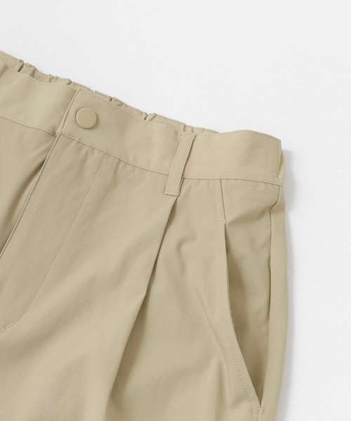 ITEMS URBANRESEARCH（アイテムズ アーバンリサーチ）の「『撥水』『UVカット』4wayストレッチ ナイロンショートパンツ（その他パンツ・メンズ・ベージュ/グリーン/ブラック・MEDIUM/LARGE）」の7枚目の写真