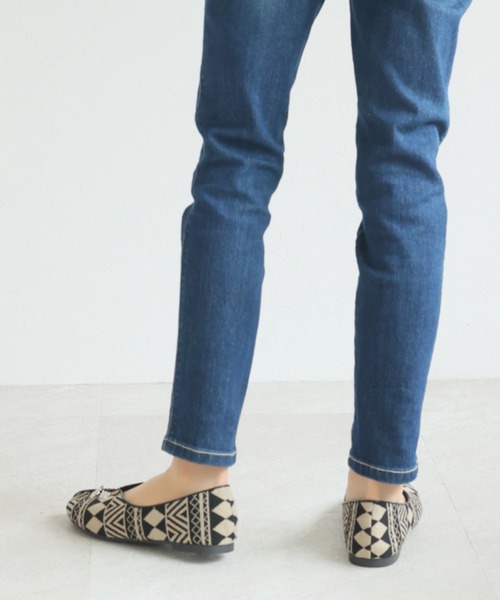 VIVIAN（ヴィヴィアン）の「モチーフ付きチャイナシューズ　ZOZOTOWN+オフィシャルサイト限定商品（バレエシューズ・レディース・クリアブラック/ブルー/ナチュラル/ブラック・S/M/L/LL）」の15枚目の写真