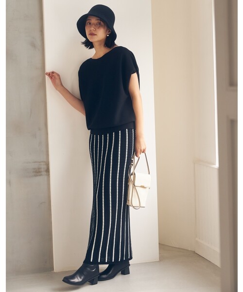 THE SHOP TK （ザ ショップ ティーケー ）の「◆【SETUP可】メッシュストライプニットナロースカート（スカート・レディース・ブラック系2/ホワイト系その他3・99）」の20枚目の写真