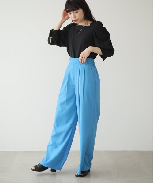 スクエアネックパワショルブラウス