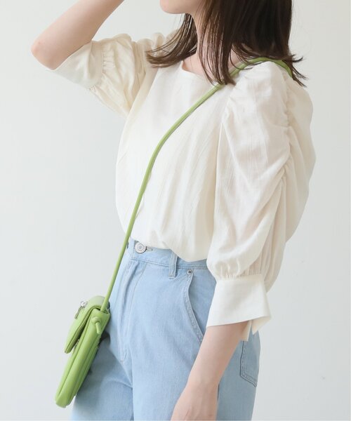 RAY CASSIN(レイカズン)の「スクエアネックパワーショルダーブラウス(シャツ/ブラウス・レディース・ブラウン/オフホワイト/ブラック・FREE)」の20枚目の写真