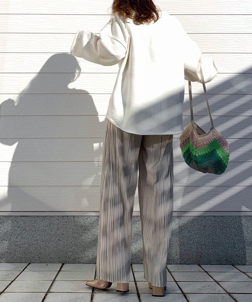 Q（キュー）の「ランダムプリーツパンツ（その他パンツ・レディース・ラベンダー/ベージュ・MEDIUM）」の21枚目の写真