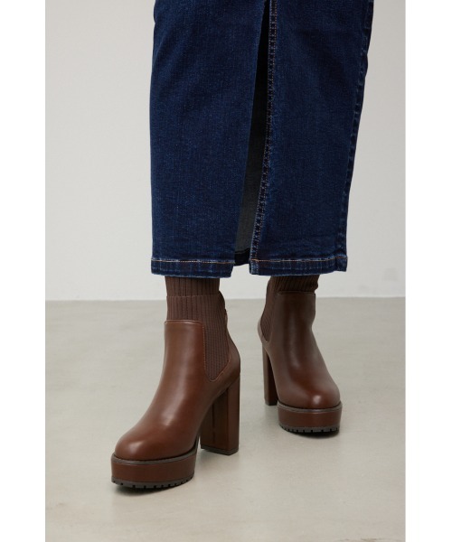 AZUL by moussy（アズールバイマウジー）の「ソックスヒールブーツ（ブーツ・レディース・ブラウン/ブラック・SMALL/MEDIUM/LARGE/LL）」の11枚目の写真