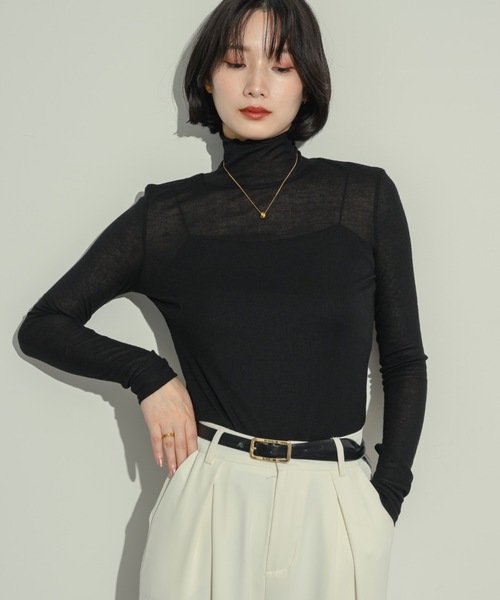 NEUNA（ヌナ）の「【ハイネックとクルーネックで選べる！】リネン