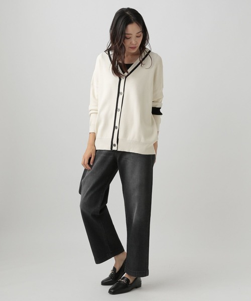Elura(エルーラ)の「バイカラーカーディガン(カーディガン/ボレロ・レディース・ブラック/ホワイト・LARGE/MEDIUM)」の21枚目の写真