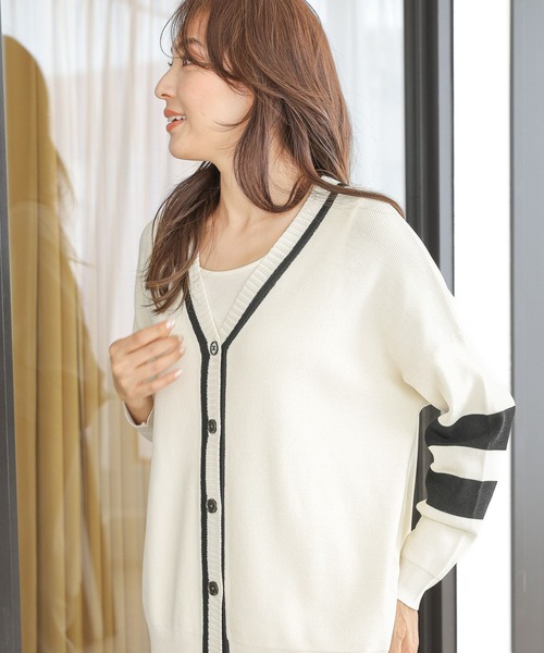 Elura(エルーラ)の「バイカラーカーディガン(カーディガン/ボレロ・レディース・ブラック/ホワイト・LARGE/MEDIUM)」の13枚目の写真