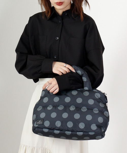 ROOTOTE(ルートート)の「ROOTOTE フェザールー中綿入ミニトートBAG(トートバッグ・メンズ・ブラック/グレー系その他/グレイッシュブルー/グレー系/ネイビー系/オレンジ/マスタード/カーキ系/ゴールド系/パープル系/シルバー系/ダークカーキ・FREE)」の3枚目の写真