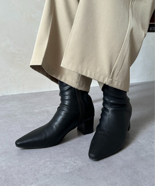 ポインテッドストレッチショートブーツ（ブーツ）｜Thevon