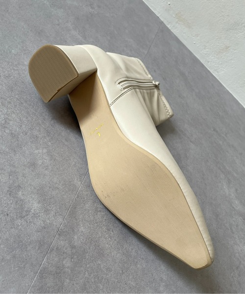 Thevon（ゼボン）の「ポインテッドストレッチショートブーツ（ブーツ・レディース・ブラック/アイボリー/ベージュ・L/S/M）」の18枚目の写真