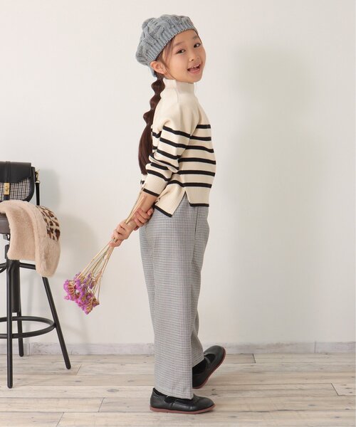 ikka（イッカ）の「【洗濯機で洗える／親子コーデ】クリーミーボーダーニットプルオーバー（120~160cm）（ニット/セーター・キッズ・オフホワイト/ブラック・150/130/120/160/140）」の18枚目の写真