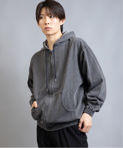 En serio TOKYO(エンソリオトーキョー)の「8.8ozデニム フーデットワーク ブルゾン(デニムジャケット・メンズ・インディゴブルー/ブラック系その他/ブラック系その他2/スミクロ・M/L)」の11枚目の写真