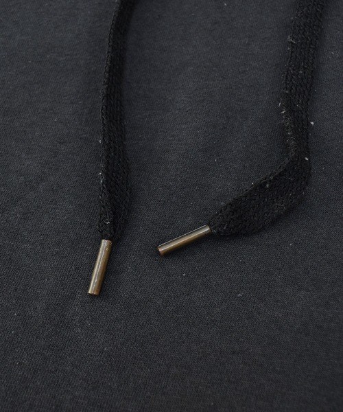Champion(チャンピオン)の「【ヴィンテージ古着】Champion / チャンピオン リフレクター付き ロゴ刺繍 スウェットパーカー(パーカー・メンズ・ブラック・SMALL)」の6枚目の写真