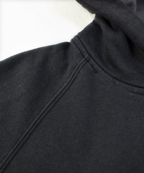 Champion(チャンピオン)の「【ヴィンテージ古着】Champion / チャンピオン リフレクター付き ロゴ刺繍 スウェットパーカー(パーカー・メンズ・ブラック・SMALL)」の7枚目の写真