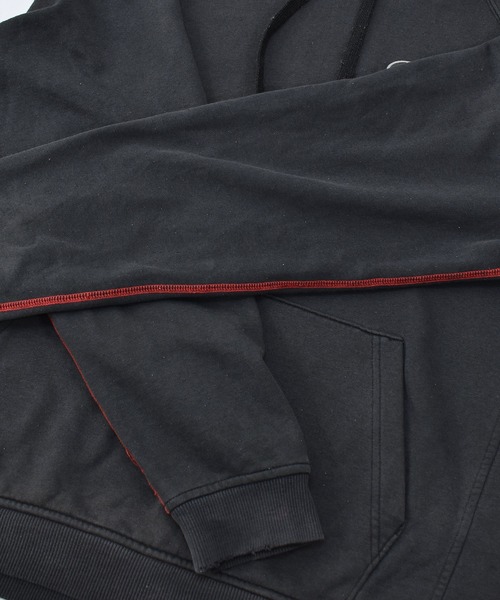 Champion(チャンピオン)の「【ヴィンテージ古着】Champion / チャンピオン リフレクター付き ロゴ刺繍 スウェットパーカー(パーカー・メンズ・ブラック・SMALL)」の10枚目の写真