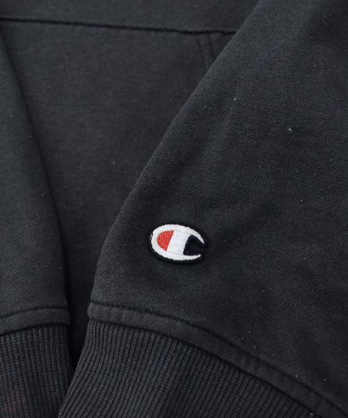 Champion(チャンピオン)の「【ヴィンテージ古着】Champion / チャンピオン リフレクター付き ロゴ刺繍 スウェットパーカー(パーカー・メンズ・ブラック・SMALL)」の11枚目の写真