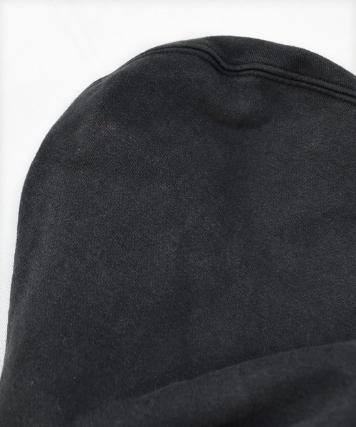 Champion(チャンピオン)の「【ヴィンテージ古着】Champion / チャンピオン リフレクター付き ロゴ刺繍 スウェットパーカー(パーカー・メンズ・ブラック・SMALL)」の18枚目の写真