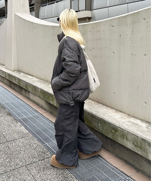 sedacle(セダクル)の「デニム中綿ブルゾン(ブルゾン・レディース・ブラック/ブルー・MEDIUM/LARGE)」の9枚目の写真