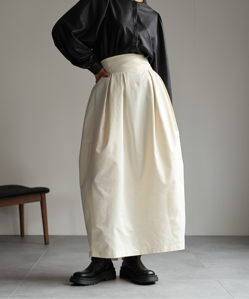 ap retro（アプレトロ）の「ハイウエストコクーンスカート/バルーンシルエット（スカート・レディース・ブラック/グレー/アイボリー・SMALL/MEDIUM）」の4枚目の写真