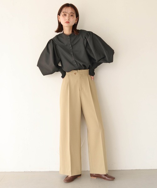 CLEIO（クレイオ）の「【CLEIO】袖シャーリング切替えパフスリーブシャツ（シャツ/ブラウス・レディース・ブラック/ホワイト・FREE）」の22枚目の写真