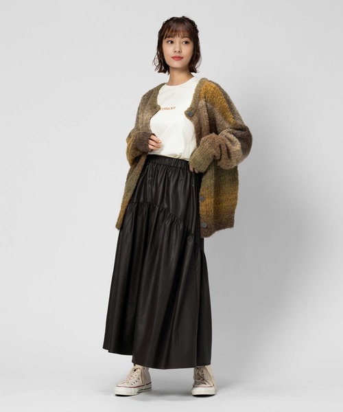Right-on(ライトオン)の「【Remal】フェイクレザーティアードスカート(スカート・レディース・ブラウン/ブラック・フリー)」の17枚目の写真