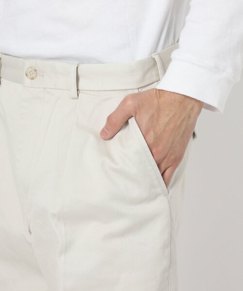JOURNAL STANDARD（ジャーナルスタンダード）の「ドライツイル タックイン トラウザーズパンツ（チノパンツ・メンズ・グレー/ベージュ/ナチュラル/ネイビー・SMALL/MEDIUM/LARGE）」の17枚目の写真