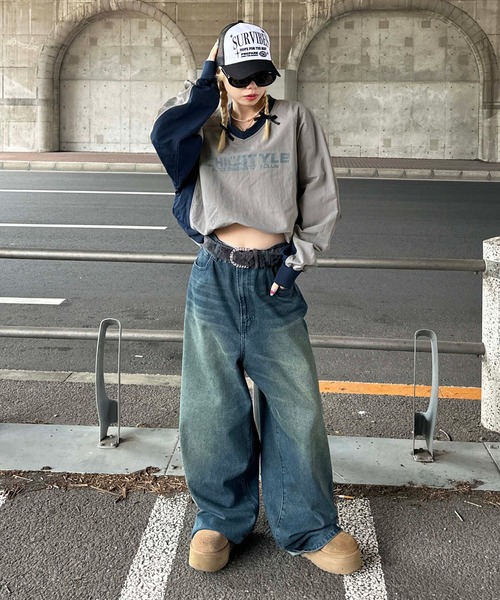 sedacle(セダクル)の「配色ナイロンVネックプルオーバー(Tシャツ/カットソー・レディース・ブラック/グレー・LARGE/MEDIUM/SMALL)」の7枚目の写真