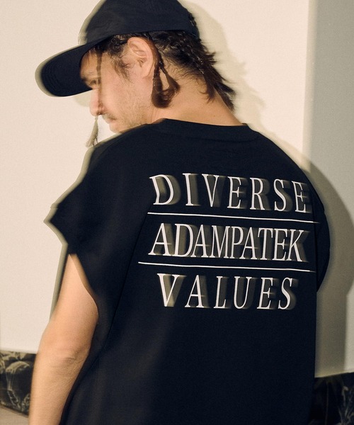 ADAM PATEK(アダムパテック)の「mta522- logo embroidery sleeveless ノースリーブTシャツ(Tシャツ/カットソー・メンズ・ホワイト/ブラック・1/2)」の2枚目の写真