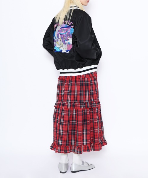 PUNYUS(プニュズ)の「スーベニアジャケット(ブルゾン・レディース・レッド/ブルー/ブラック・2/3/4)」の9枚目の写真