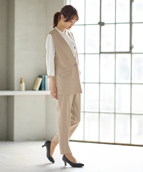 Honeys(ハニーズ)の「撥水加工主役パンプス(パンプス・レディース・ブラック/グレイッシュベージュ/ブラック系その他・23.5/24.0/23.0/22.5/24.5/25.0)」の4枚目の写真
