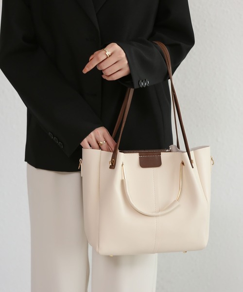 clarity blanc(クラリティーブラン)の「PUレザー ショルダーバッグ(ショルダーバッグ・レディース・アイボリー/ブラック/ブラウン・FREE)」の8枚目の写真