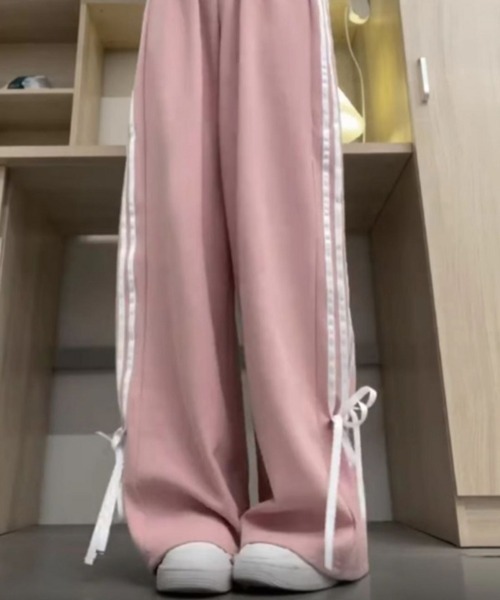 Ritzy(リッツィー)の「ルーズストレート リボンデザイン ラインパンツ(スウェットパンツ・レディース・グレー系2/ピンク/ブラック/グレー系1・M/L/S/XL)」の7枚目の写真