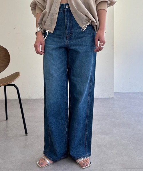 SHENERY(シーナリー)の「バギーデニムパンツ(デニムパンツ・レディース・ブルー・36/38)」の9枚目の写真