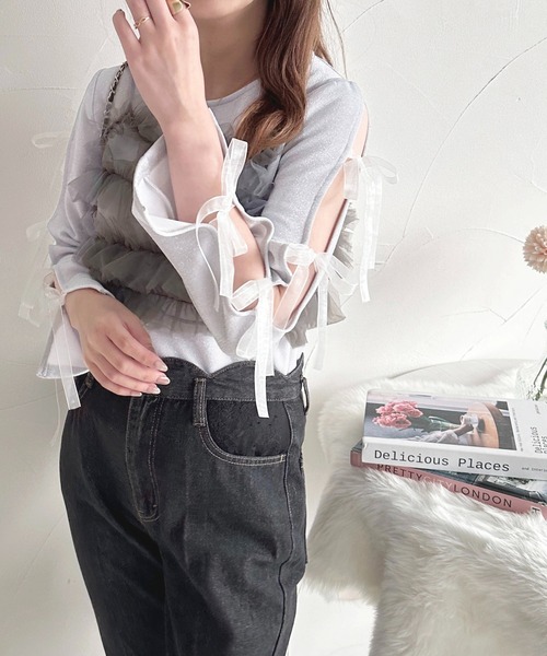 apres jour(アプレジュール)の「リボンスリーブラメカットプルオーバー【ZOZOTOWN限定アイテム】(Tシャツ/カットソー・レディース・グレー系その他/ピンクベージュ/ブラック・X-LARGE/フリー)」の3枚目の写真