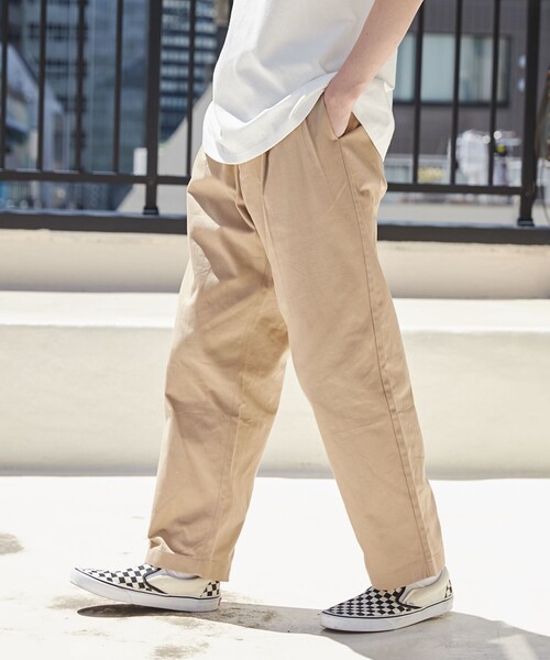 coen（コーエン）の「FreeSpeech（フリースピーチ）別注チノワイドパンツ（チノパンツ・メンズ・ベージュ/ネイビー・M/L）」の11枚目の写真