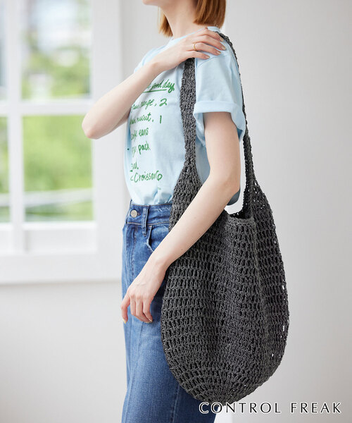 SLOBE IENA(スローブイエナ)の「CONTROL FREAK ホソペーパークロッシェショルダー 234-121507(かごバッグ・レディース・ホワイト/ブラック/アイボリー・FREE)」の8枚目の写真