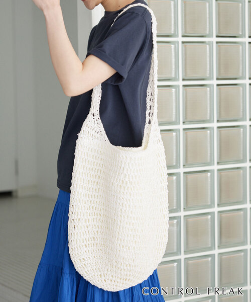 SLOBE IENA(スローブイエナ)の「CONTROL FREAK ホソペーパークロッシェショルダー 234-121507(かごバッグ・レディース・ホワイト/ブラック/アイボリー・FREE)」の16枚目の写真