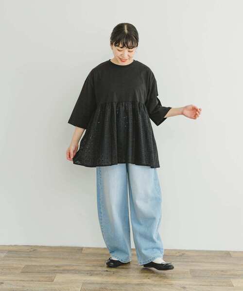 ITEMS URBANRESEARCH（アイテムズ アーバンリサーチ）の「レースキリカエTシャツ（Tシャツ/カットソー・レディース・グリーン系その他/ホワイト/ブラック・FREE）」の21枚目の写真