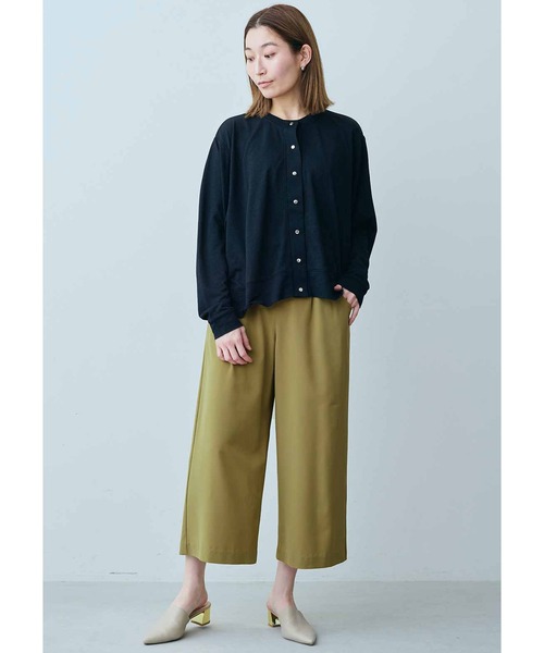 IEDIT(イディット)の「IEDIT ひんやりした接触冷感が気持ちいい ふくれジャカードカットソーのスナップボタンカーディガン(カーディガン/ボレロ・レディース・オフホワイト/グレー/ブラック・LARGE/MEDIUM/X-LARGE/SMALL)」の4枚目の写真