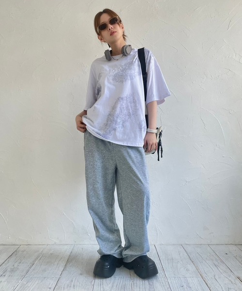 lilful(リルフル)の「オーバーサイズ 刺繍 Tシャツ(Tシャツ/カットソー・メンズ・ホワイト/ブラウン/グレー・M/L)」の17枚目の写真