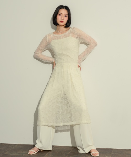 NEUNA（ヌナ）の「フラワーメッシュOP（ワンピース・レディース・ホワイト/ブラック・FREE）」の2枚目の写真