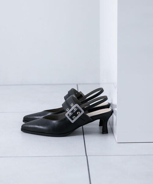 NATURAL BEAUTY BASIC(ナチュラルビューティーベーシック)の「◇Wベルトバックバンドパンプス(パンプス・レディース・オフホワイト/ブラック・SMALL/MEDIUM/LARGE)」の3枚目の写真