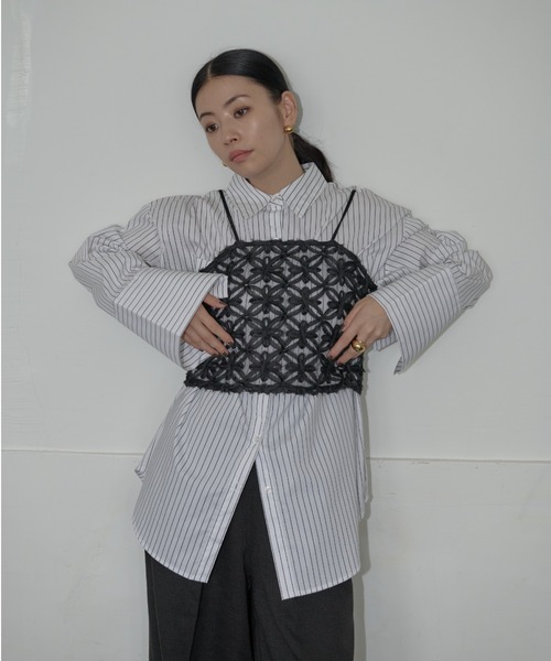 AIC.（エーアイシー）の「オーガンジーフラワーシャーリングビスチェ/アンサンブル可能（キャミソール・レディース・オフホワイト/ブラック・FREE）」の9枚目の写真