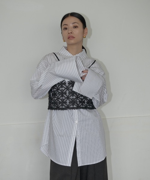 AIC.（エーアイシー）の「オーガンジーフラワーシャーリングビスチェ/アンサンブル可能（キャミソール・レディース・オフホワイト/ブラック・FREE）」の10枚目の写真