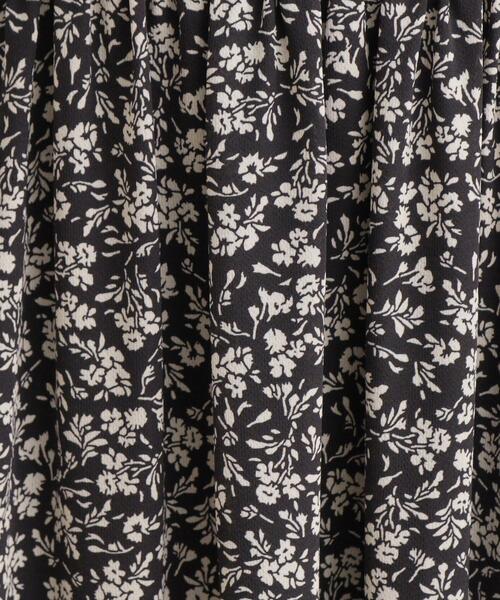 couture brooch(クチュールブローチ)の「小花柄ティアードワンピース(ワンピース・レディース・アイボリー系/ブラック系・36/38/40/42)」の5枚目の写真