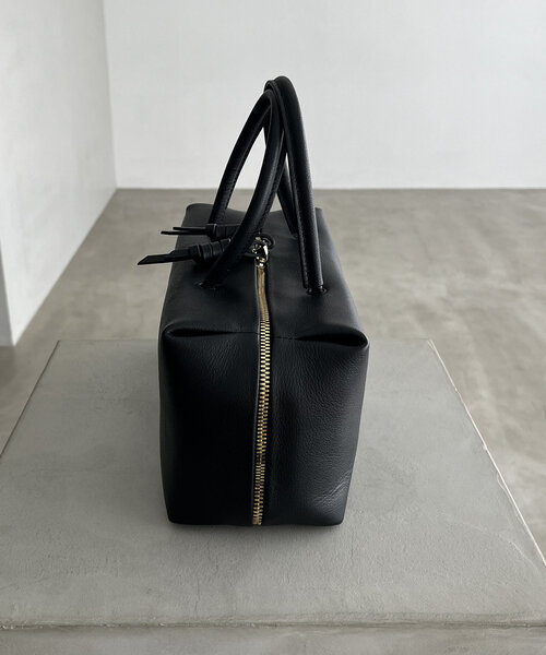 tov（トーヴ）の「＜tov/トーヴ＞CONNIE WIDE ボストンバッグ