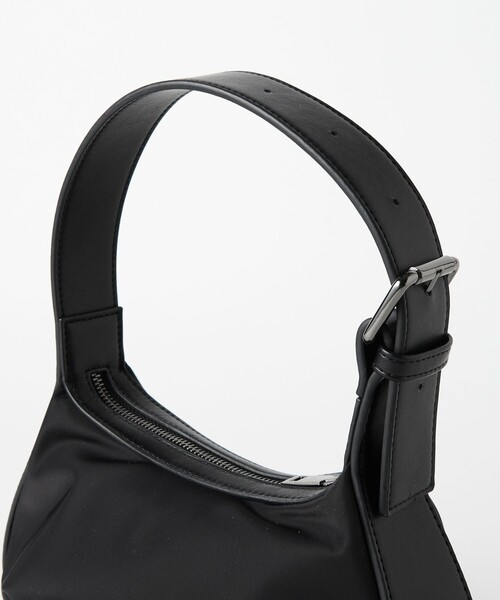 BEAUTY&YOUTH UNITED ARROWS(ビューティーアンドユースユナイテッドアローズ)の「ナイロン ムーン ワイドベルト ワンショルダーバッグ(ショルダーバッグ・レディース・ブラック・FREE)」の10枚目の写真