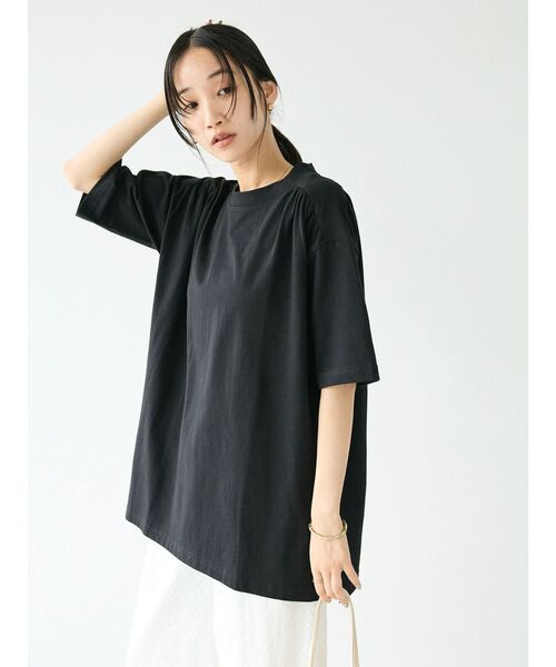 CRAFT STANDARD BOUTIQUE（クラフトスタンダードブティック）の「ヴィンテージ風天竺　ショルダーギャザーチュニック（チュニック・レディース・ブラック/グレイッシュベージュ/レッド・FREE）」の7枚目の写真